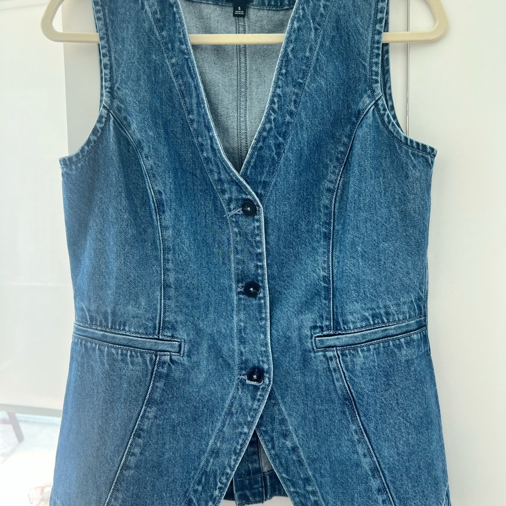 GAP Classic Medium Blue Denim Button Vest